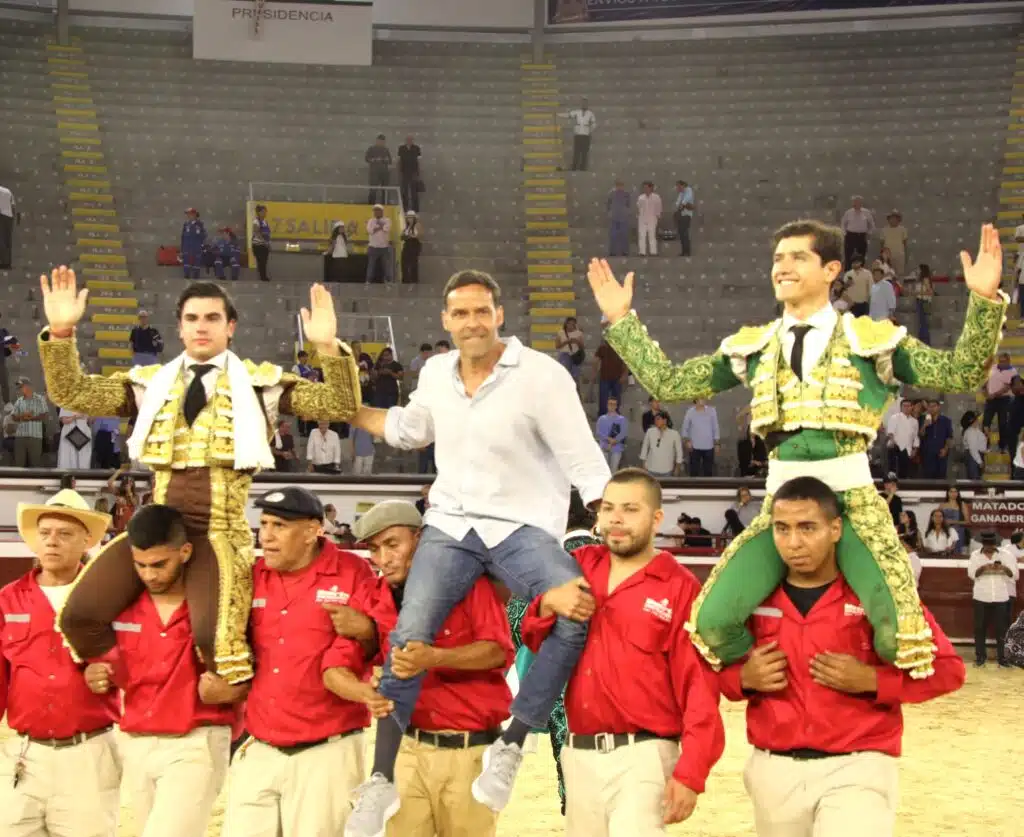 DESTACADO ENCIERRO DE SALENTO PERMITIÓ, EL TRIUNFO DE ADAME Y COLOMBO EN LA ÚLTIMA DEL ABONO CALEÑO.-