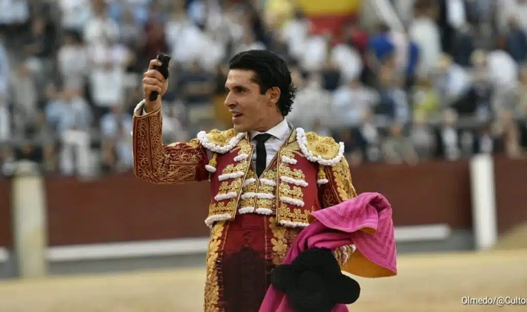 TALAVANTE CORTA UNA OREJA A UNA DÉBIL CORRIDA EN EL 18° FESTEJO MADRILEÑO!!