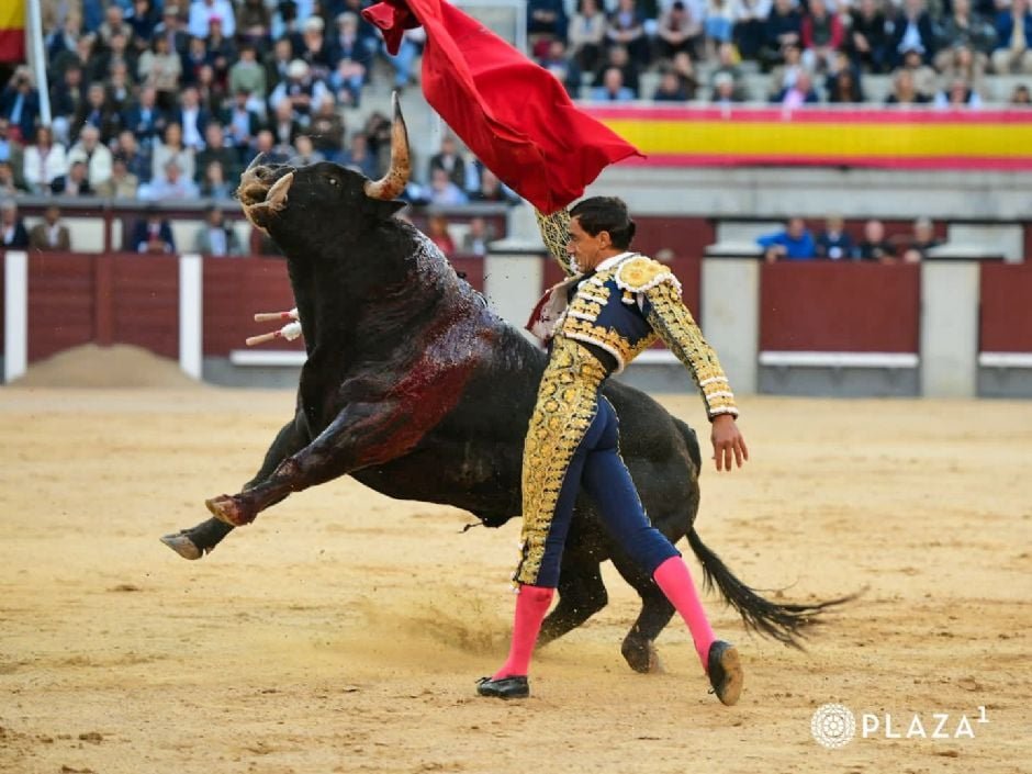 FUENTE YMBRO CON RAZA Y CASTA DESTACA EN MADRID ANTE UNA TERNA, QUE DEJÓ EN INCÓGNITA.