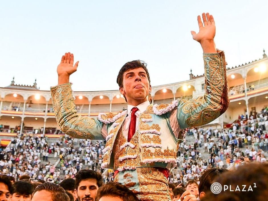 PUERTA GRANDE PARA JULIO MÉNDEZ EN LA ÚLTIMA NOVILLADA DEL CIRCUITO MADRILEÑO